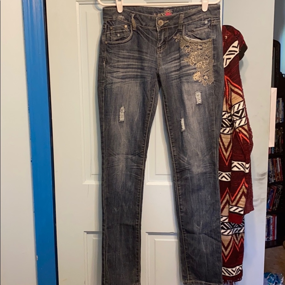 Jeans